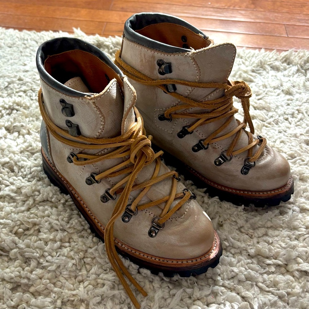 FREEBIRD Hiker Boots NWOT